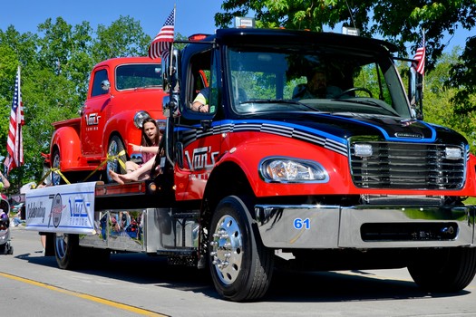 Semi Truck Towing In Clinton Township Michigan