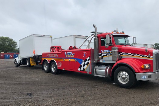 Tractor Trailer Towing In Saint Clair Shores Michigan